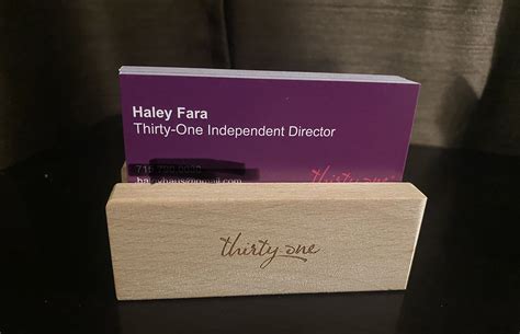 thirty one business card holder